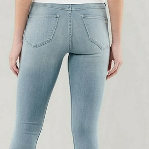 🏷️Buy 4 Get 1 Free🏷️Hollister high rise jean jegging advanced stretch